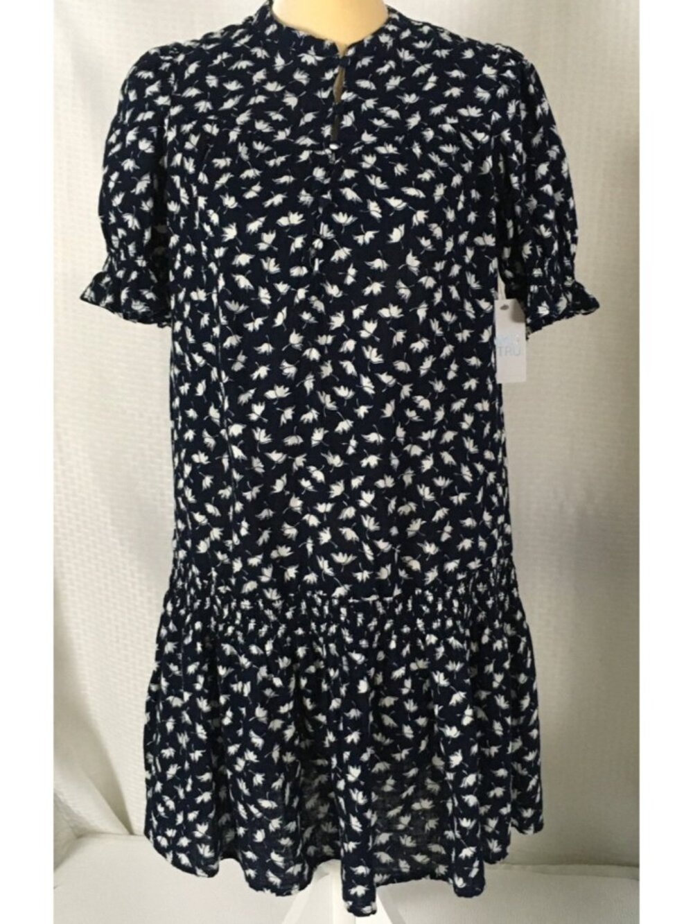 Time and Tru Dress Size S Black w White Flowers Drop Waist Short Sleeves New